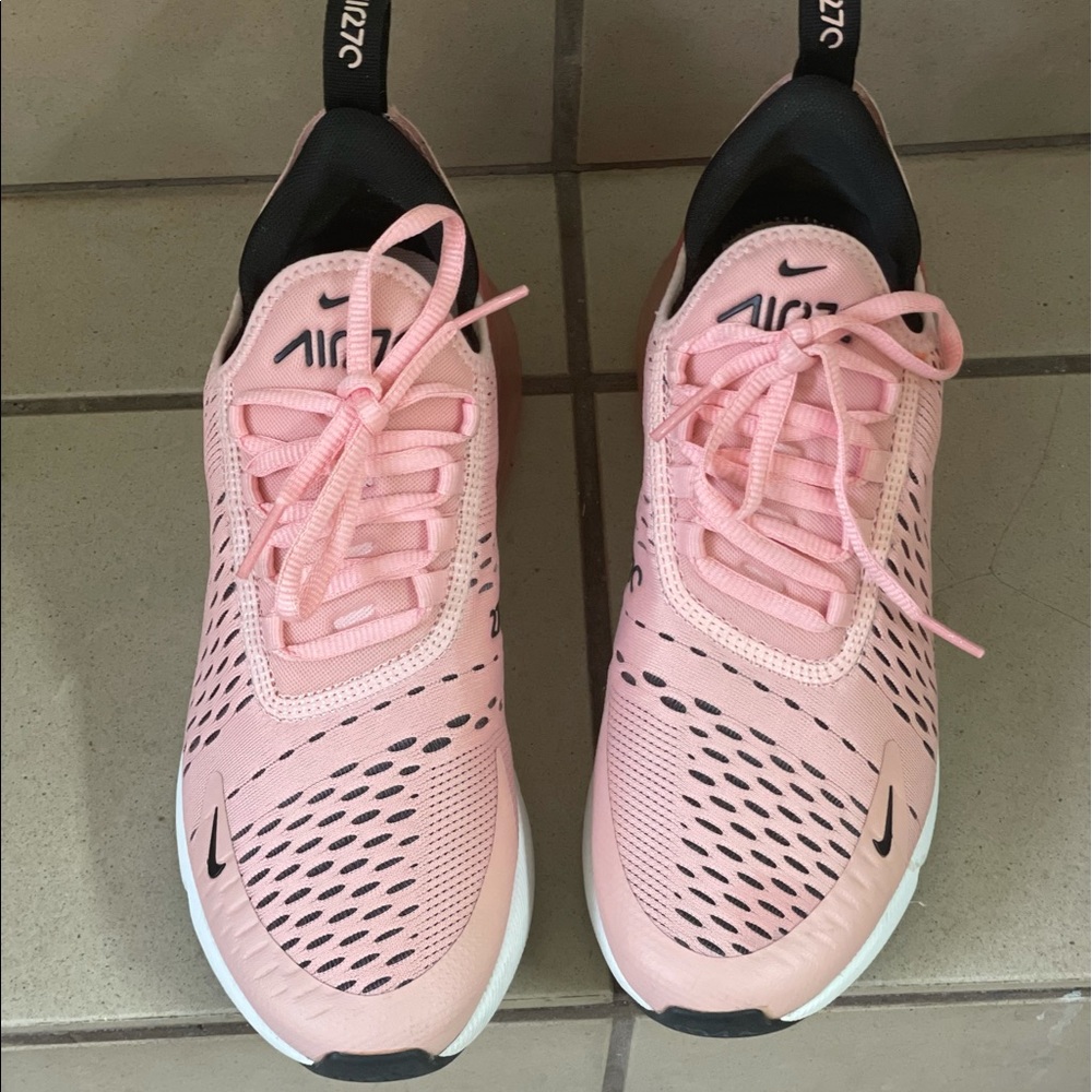 Air Max 270   Coral stardust/black